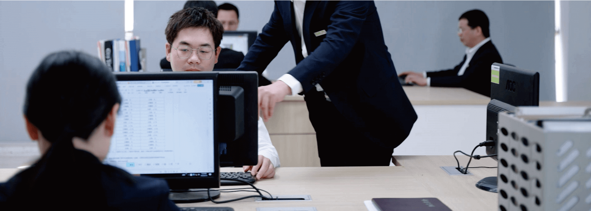 五五世纪售前效劳